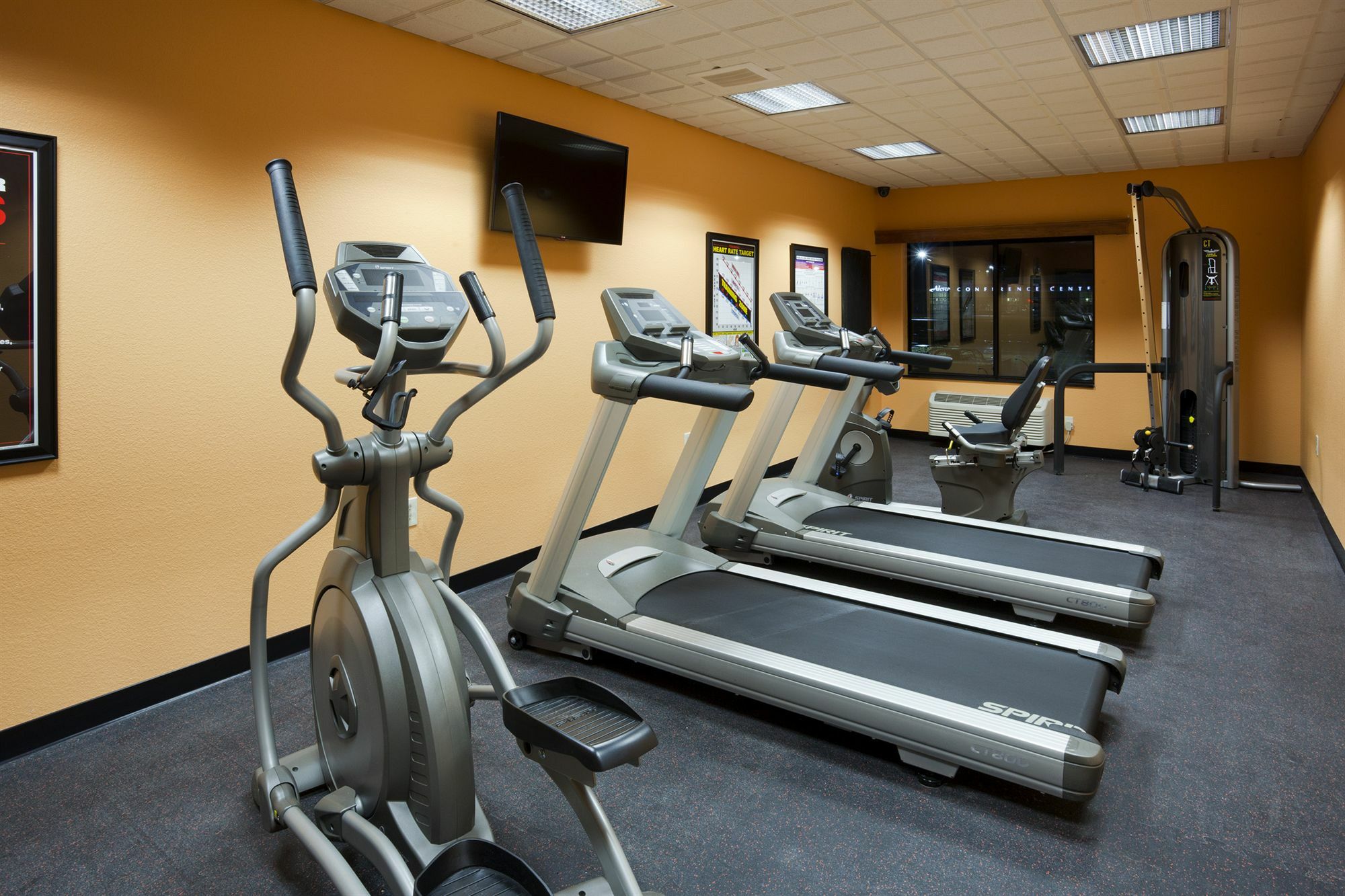 Grand Forks Lodge And Suites Luaran gambar